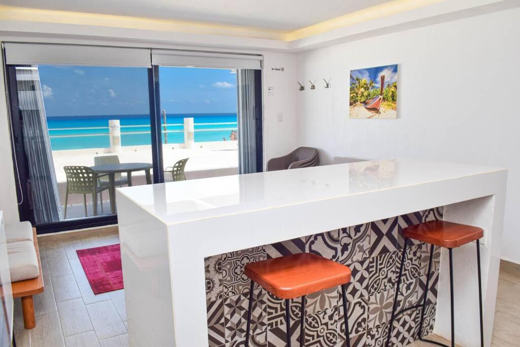 Ocean Front Villa Marlin, Best Location In Hotel Zone #109 Cancun Exterior photo
